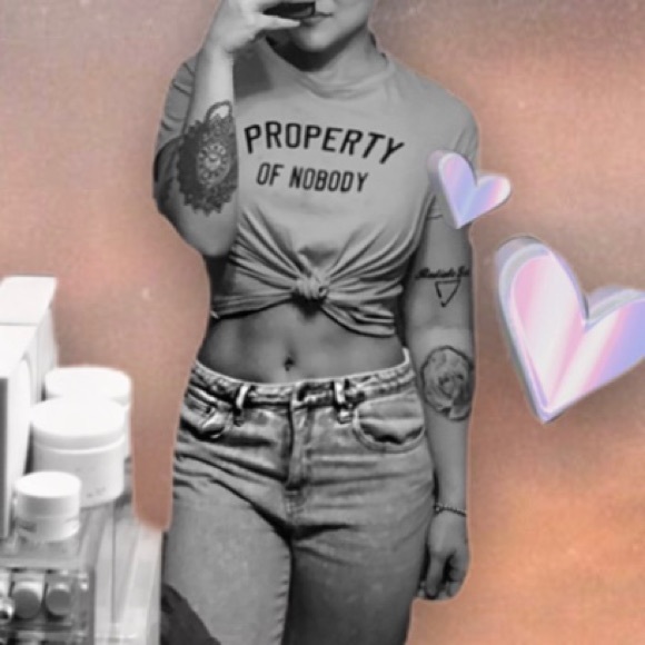 Pull&Bear Tops - 2/$20‼️ PULL&BEAR ‘PROPERTY OF NOBODY’ T-SHIRT